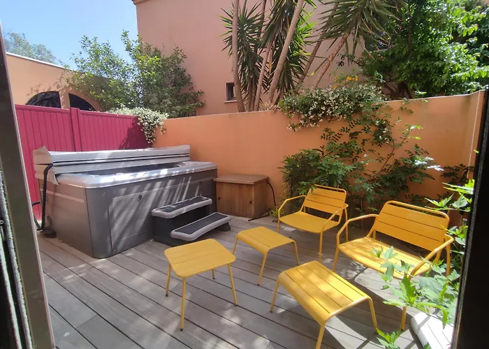 2, 3 Couple Only Au Village Naturiste Riyad Agde